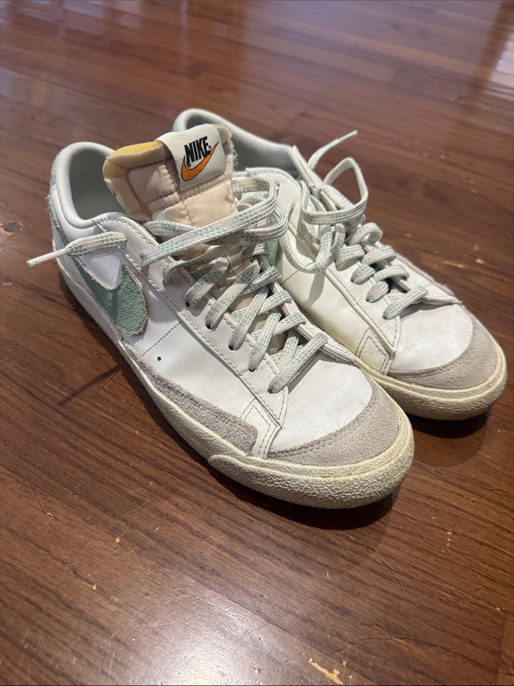 Nike Low-Top Athletic Sneakers in White with Mint and Beige Accents